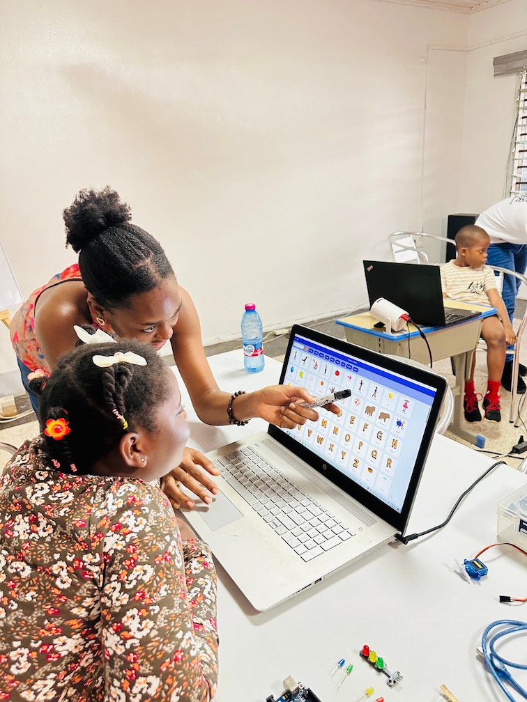 ROBO CLUB session photo 19